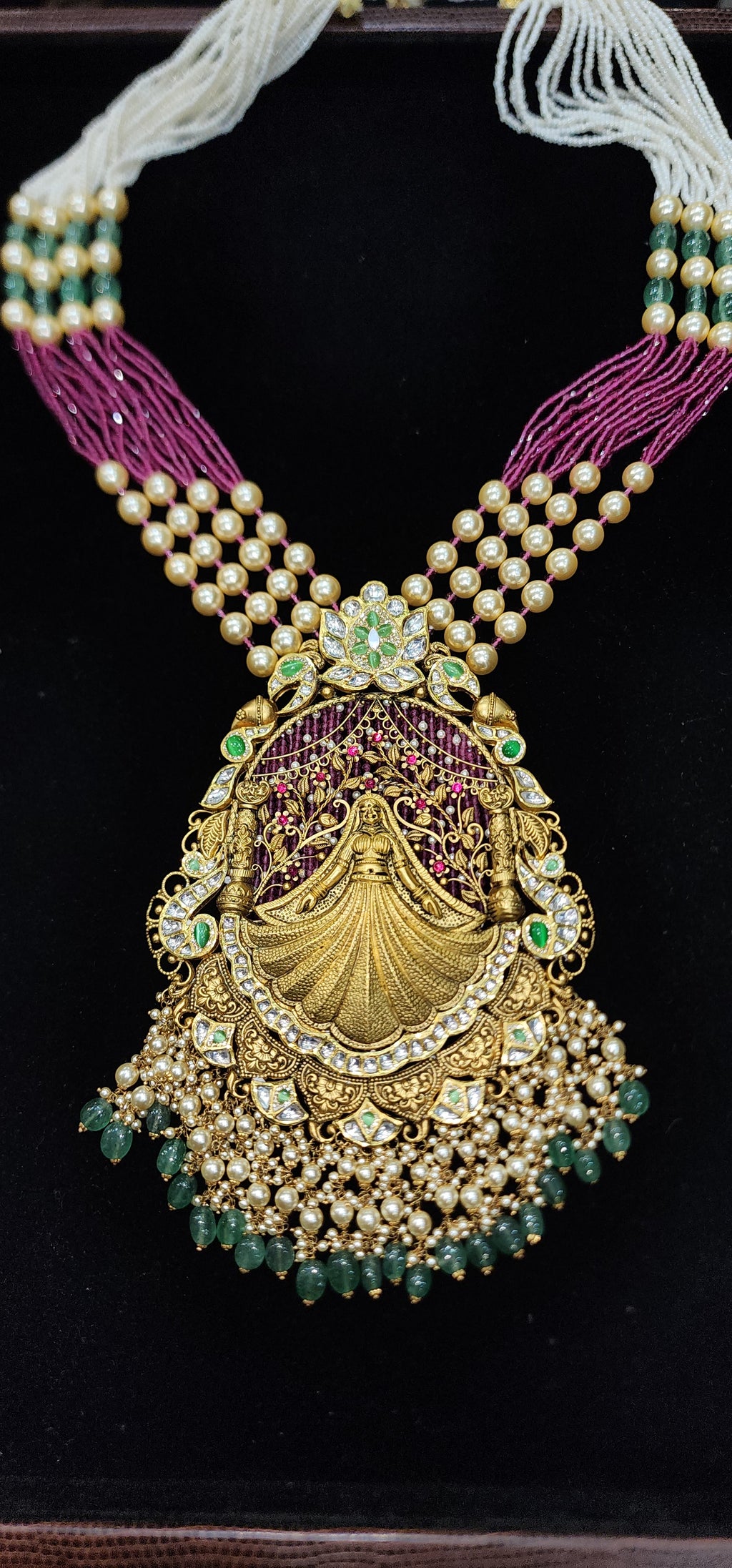 22kt Gold Temple Fairy Necklace Set