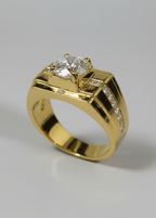 Imperial Gold Men's Ring with Center Diamond